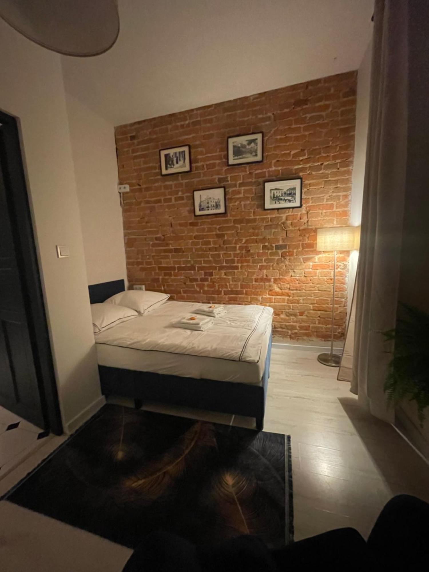 Apartamenty Luczkowskiego Z Widokiem Na Studnie 3 Chełm Dış mekan fotoğraf
